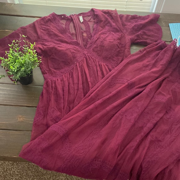 Pink blush Lace Maxi Dress Size Medium - Picture 2 of 5